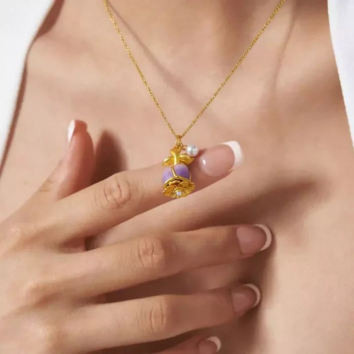 Aurora Rose Necklace – The Blossom of Love